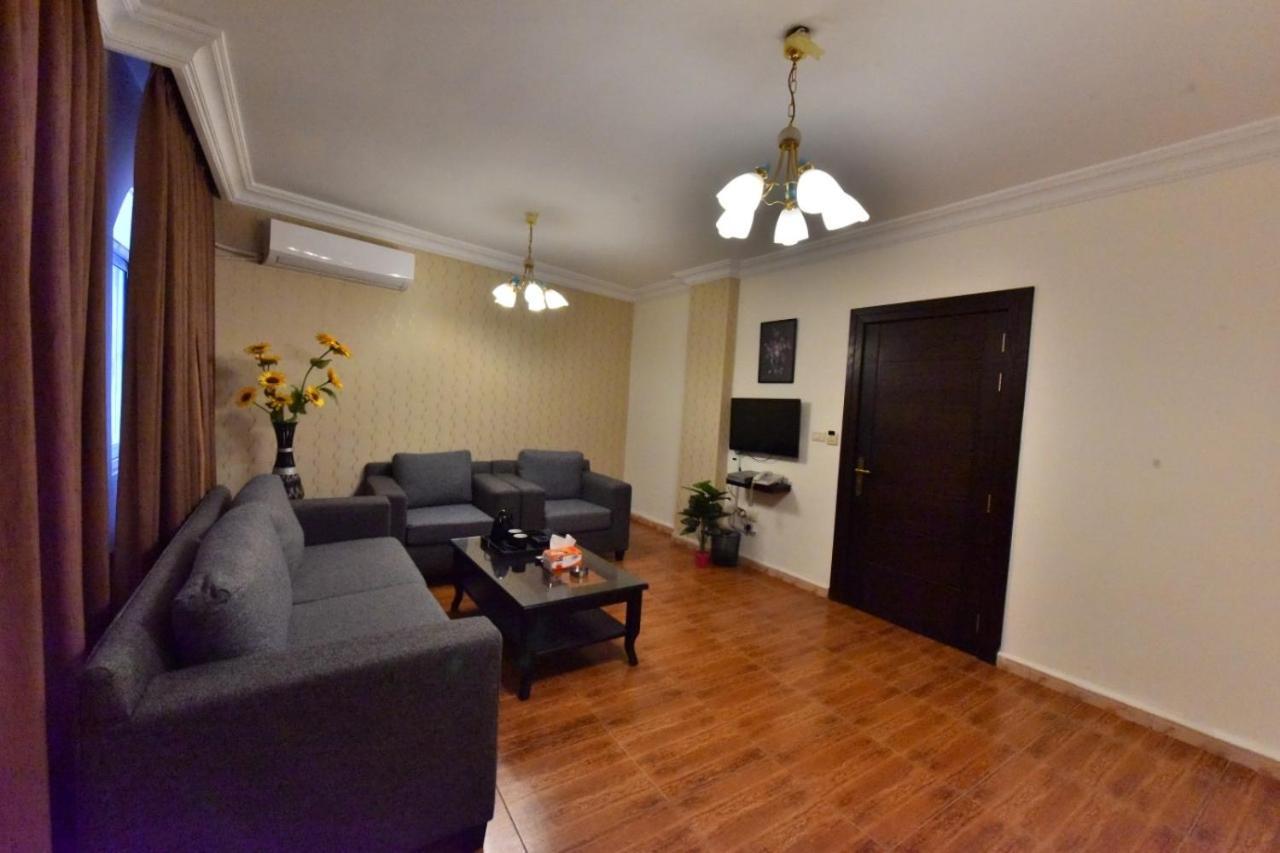 Al Farooq Hotel Apartments Аман Екстериор снимка