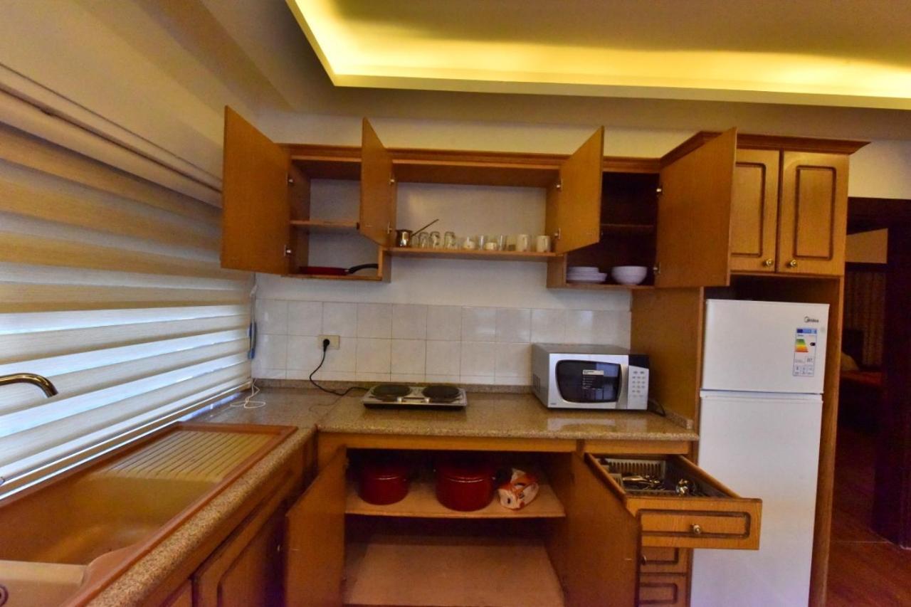 Al Farooq Hotel Apartments Аман Екстериор снимка