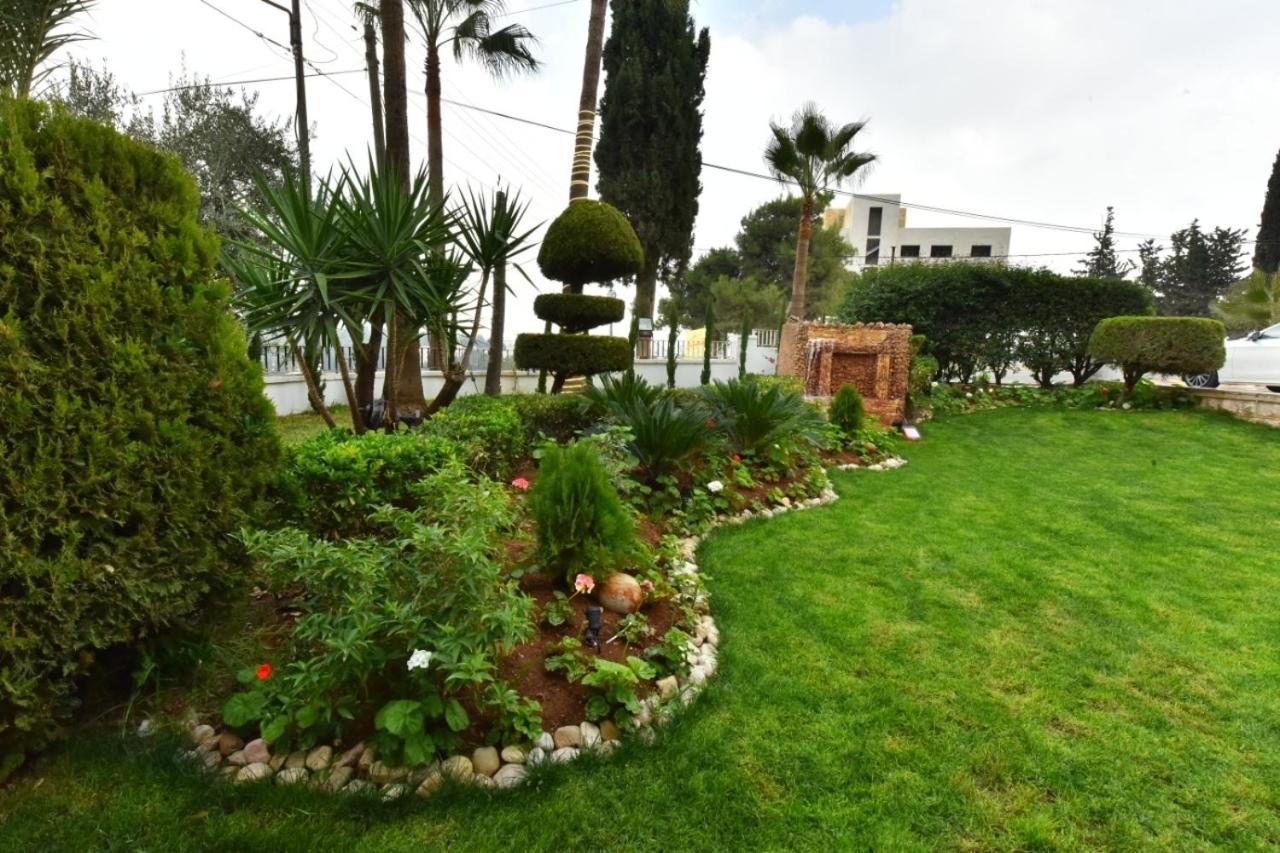 Al Farooq Hotel Apartments Аман Екстериор снимка