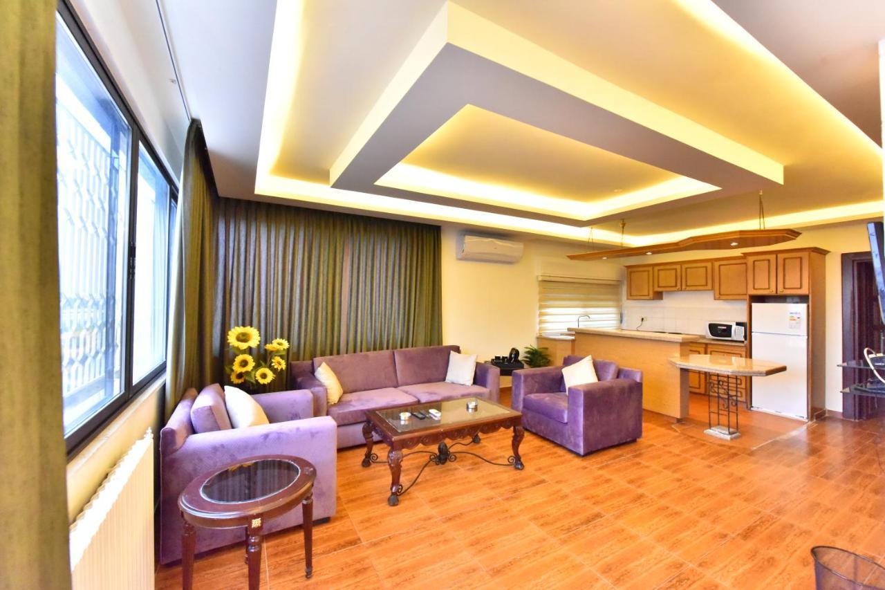 Al Farooq Hotel Apartments Аман Екстериор снимка