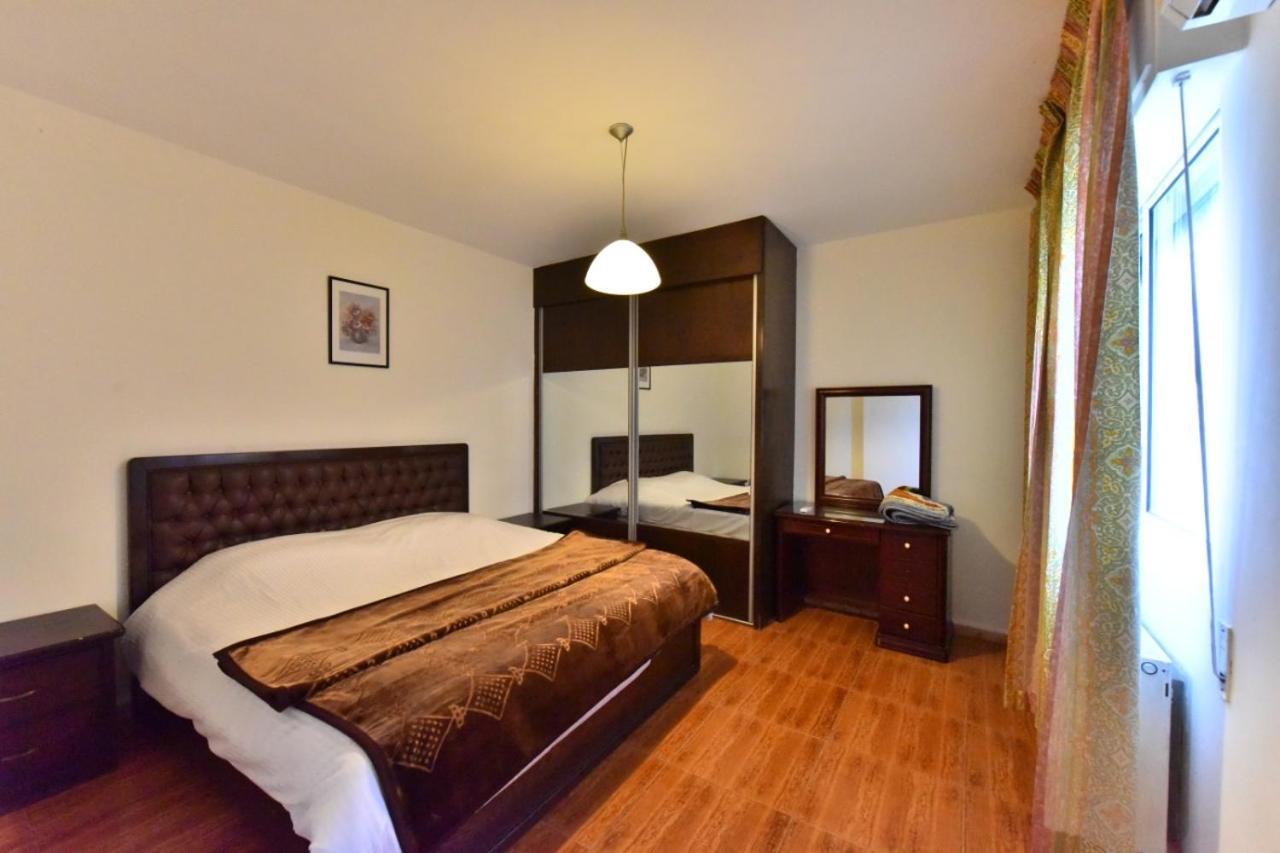 Al Farooq Hotel Apartments Аман Екстериор снимка