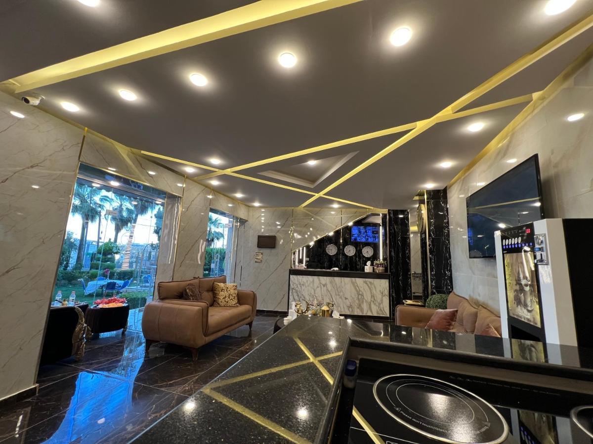 Al Farooq Hotel Apartments Аман Екстериор снимка